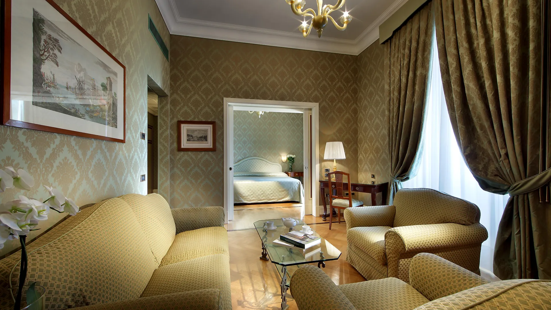 Eurostars Hotel Excelsior Naples