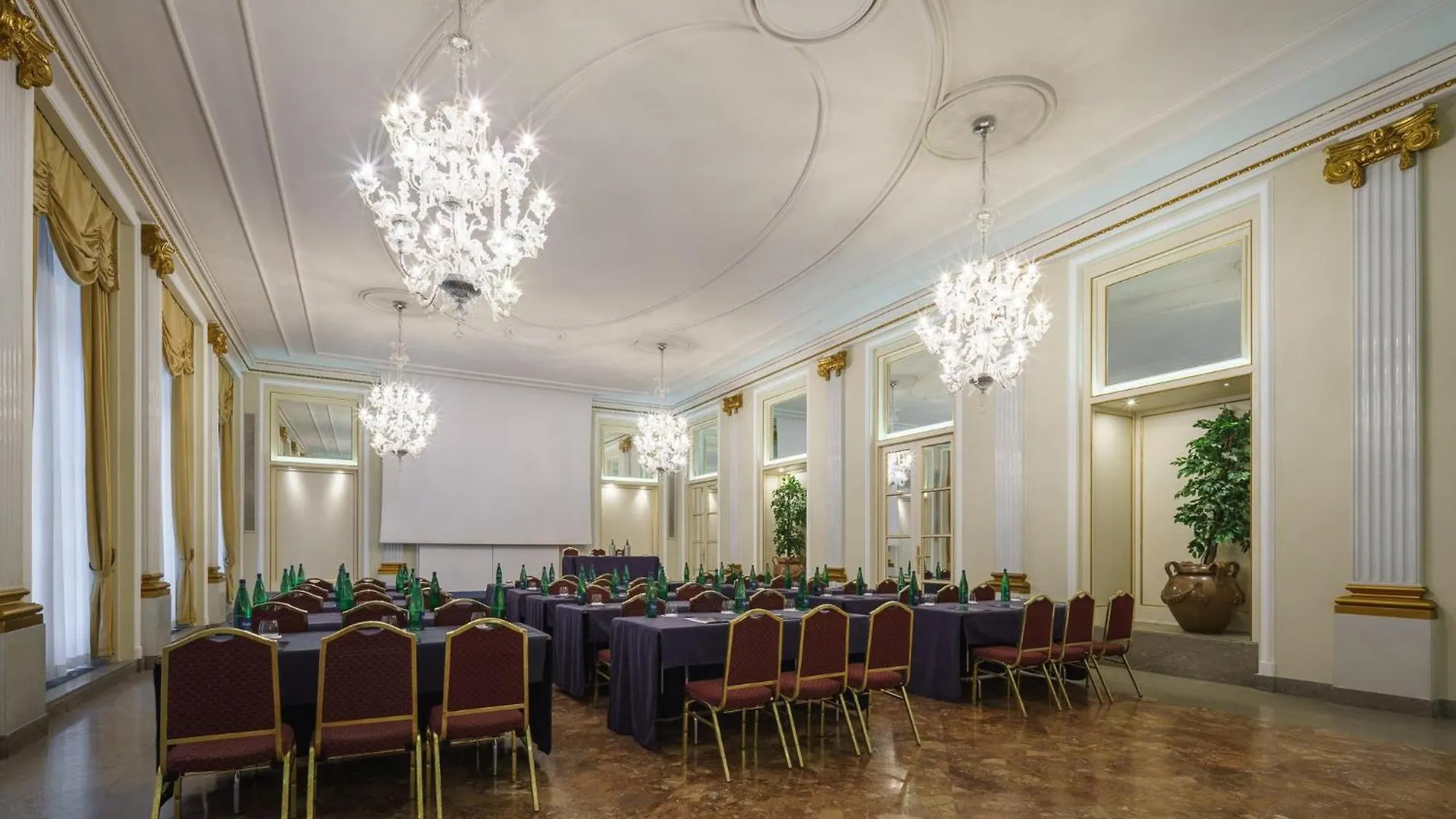 Eurostars Hotel Excelsior Naples