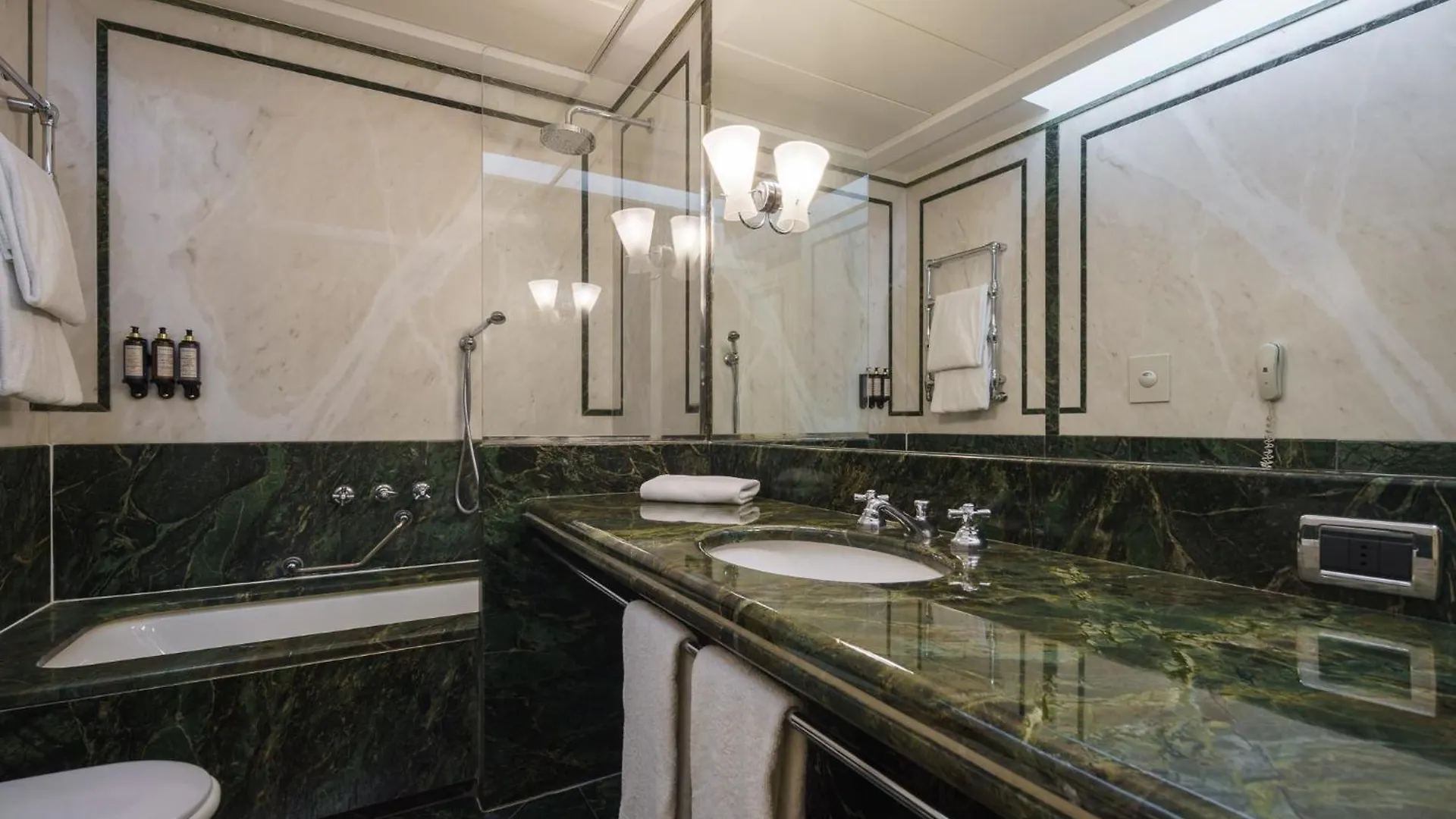 Eurostars Hotel Excelsior Naples