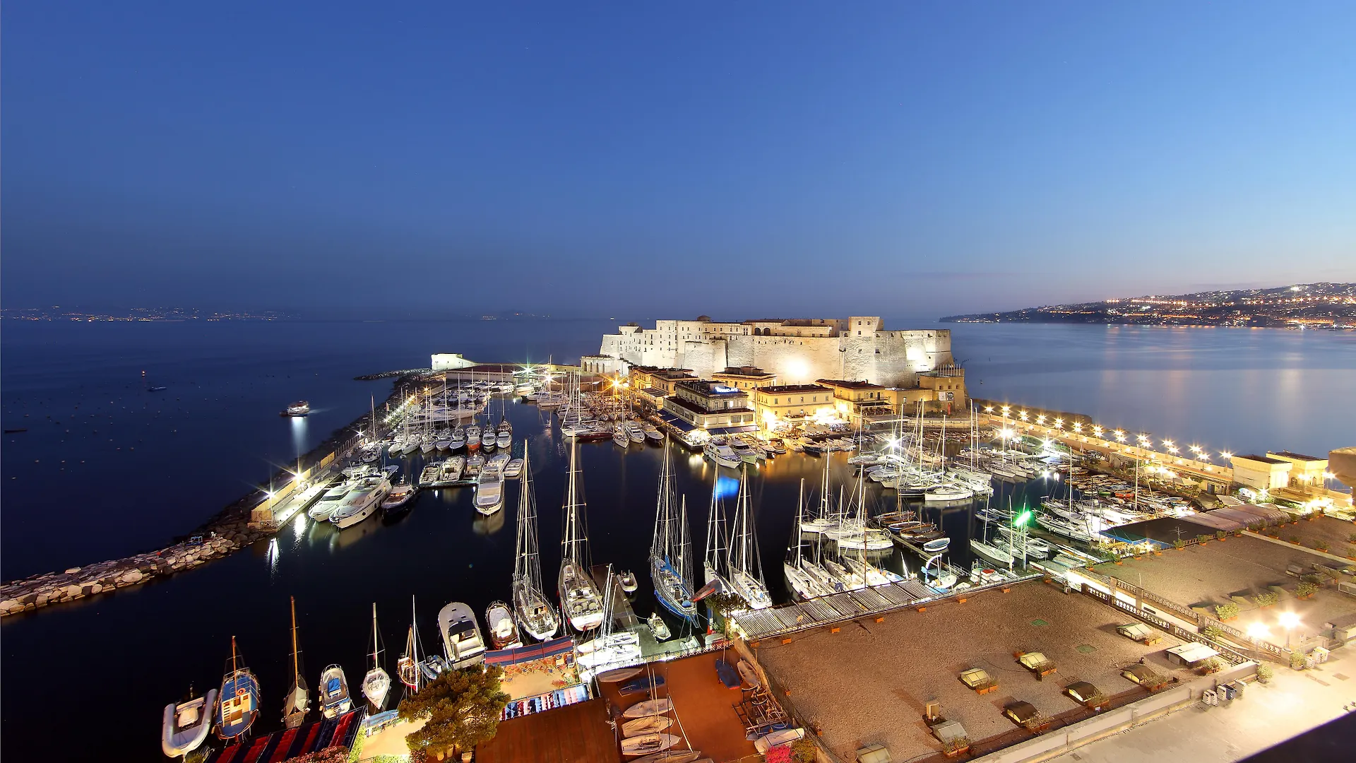 Eurostars Hotel Excelsior Naples 4*,  Italy