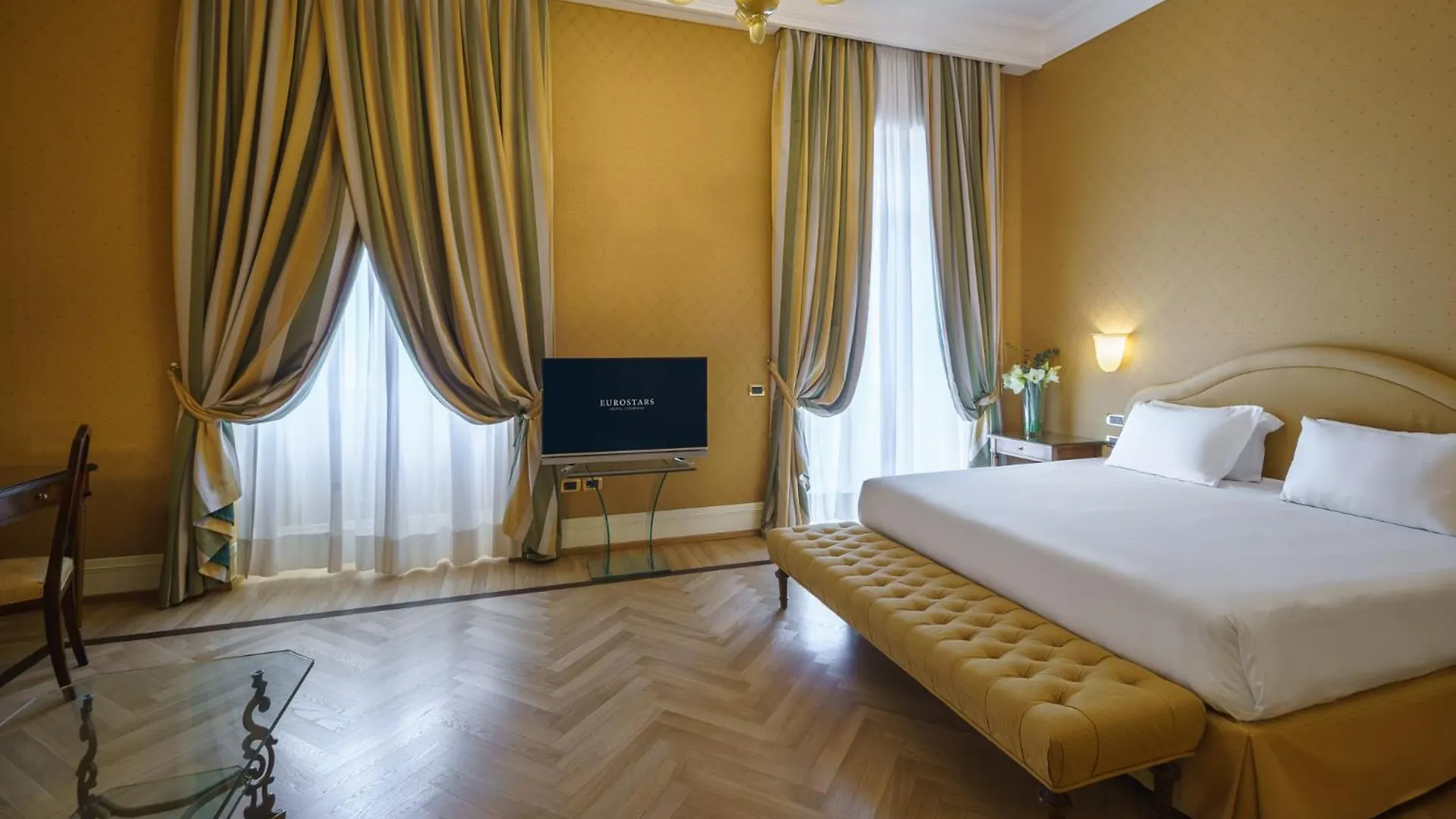 Eurostars Hotel Excelsior Nápoles