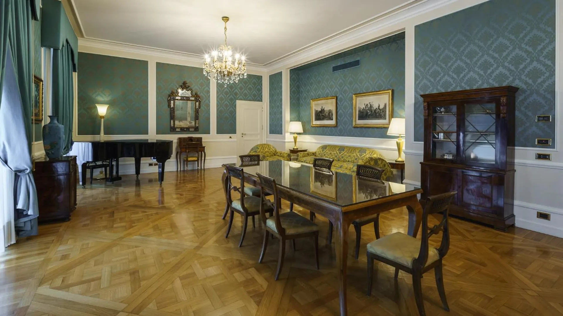 ****  Eurostars Hotel Excelsior Nápoles Italia