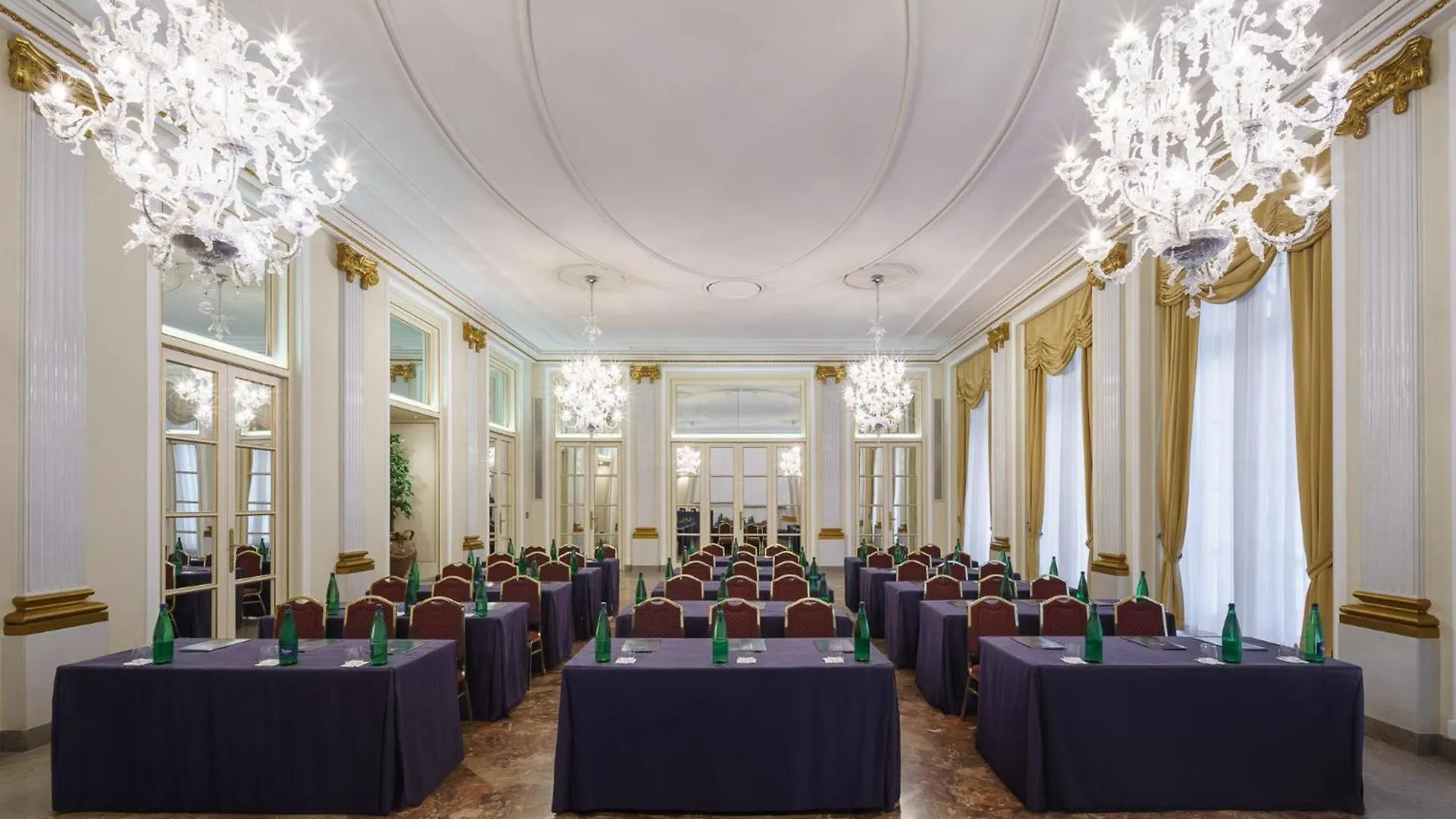 Eurostars Hotel Excelsior Nápoles