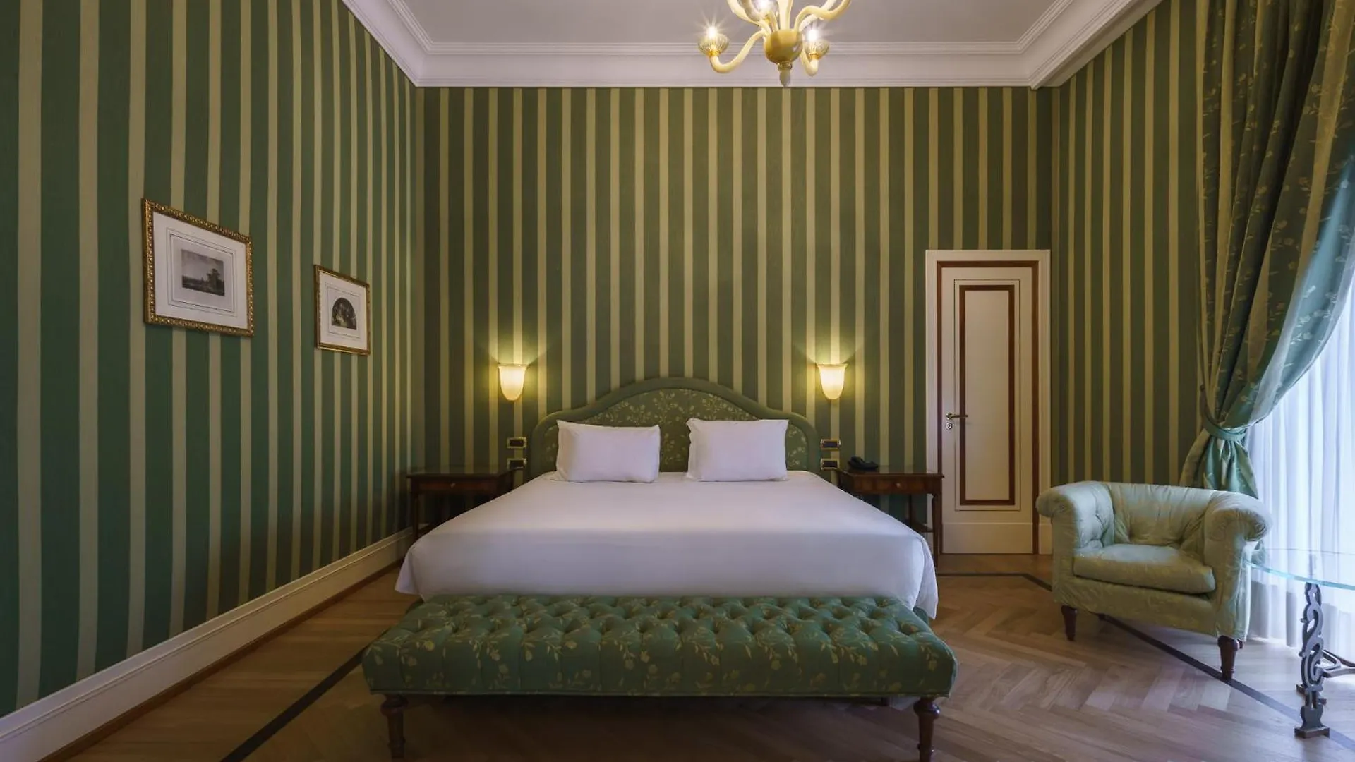 Eurostars Hotel Excelsior Nápoles