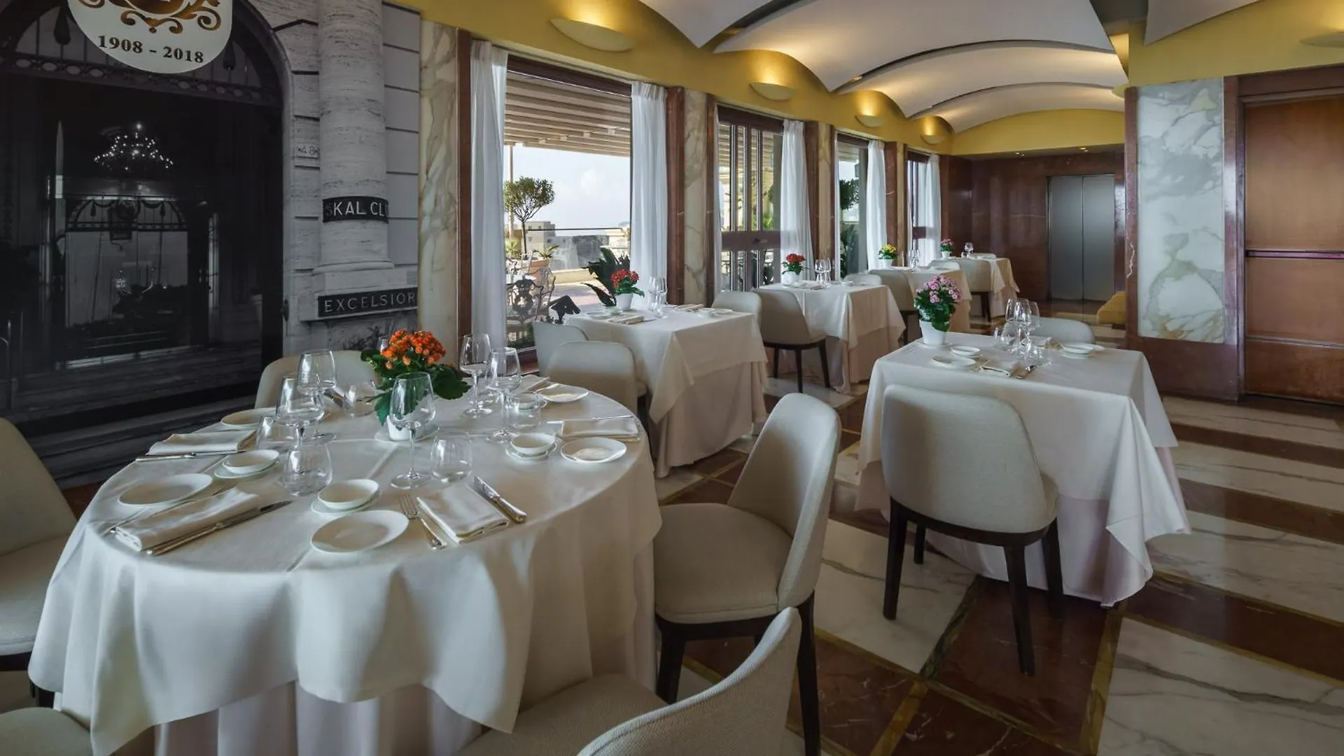 Eurostars Hotel Excelsior Nápoles