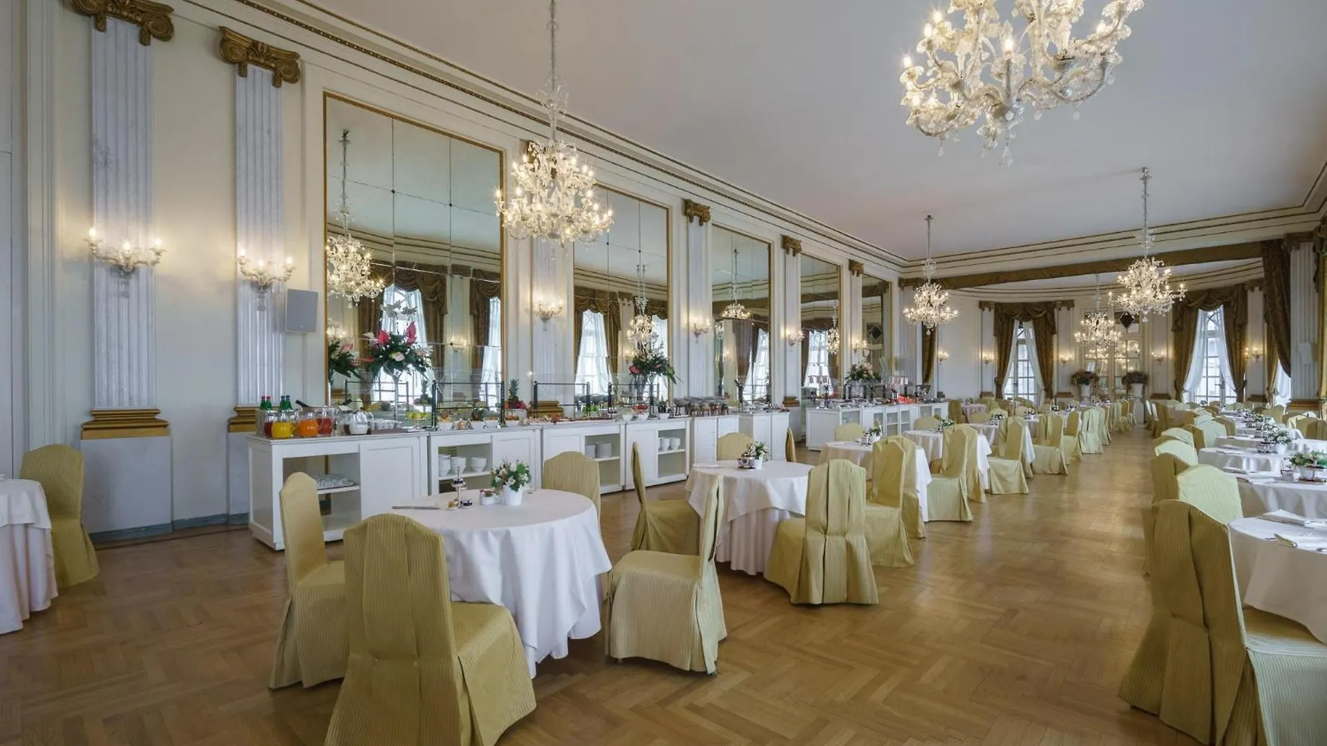 Eurostars Hotel Excelsior Nápoles