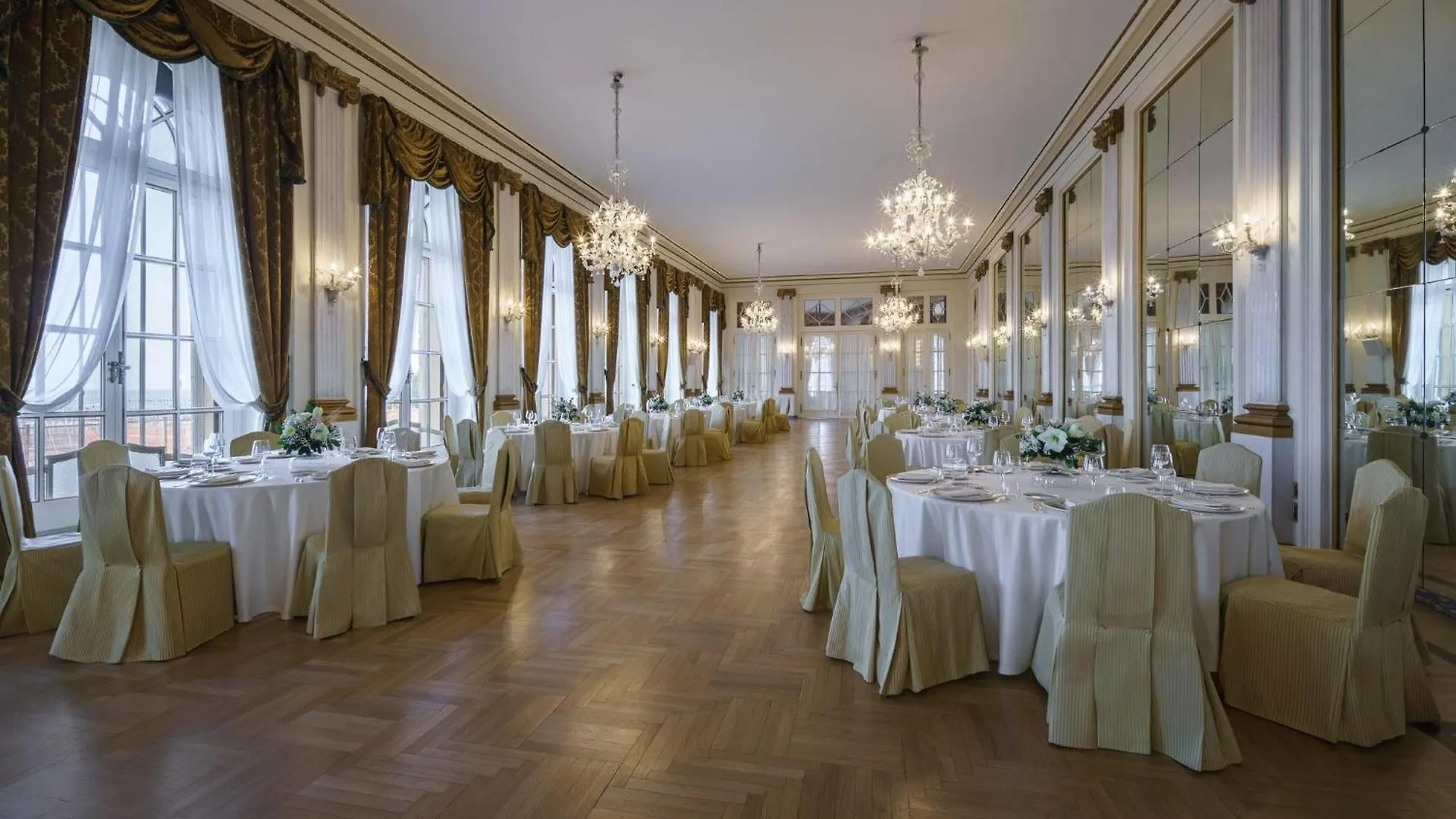 Eurostars Hotel Excelsior Naples